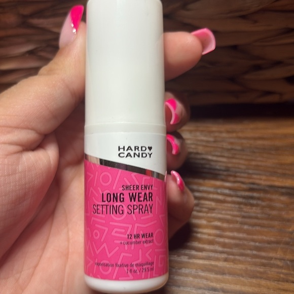 Hard Candy Pink Primer and Setting Spray Set - Picture 4 of 5